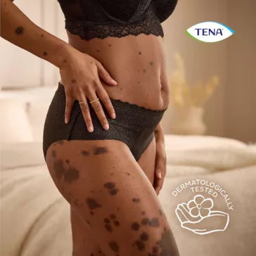   TENA Silhouette Plus L - Fekete inkontinencia fehérnemű (10 db)